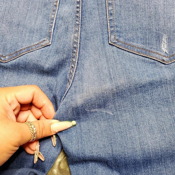 Madewell Cali Demi-Boot Distressed Jeans - Picture 6 of 11